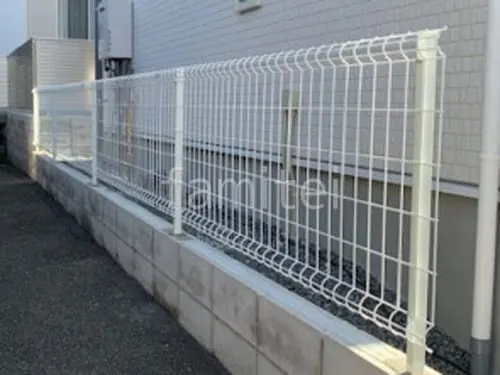 スチールメッシュ フェンス LIXIL ハイグリッドUF8型 境界・メッシュ