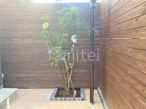 床タイル張り LIXIL グレイスランド ピンコロ石花壇