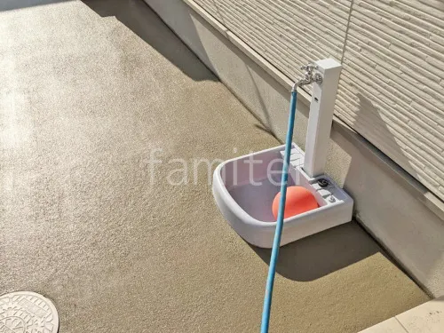 100％本物保証！ 立水栓 カクダイ 水栓柱ミカゲの外構施工例（現場番号：40366 絵画