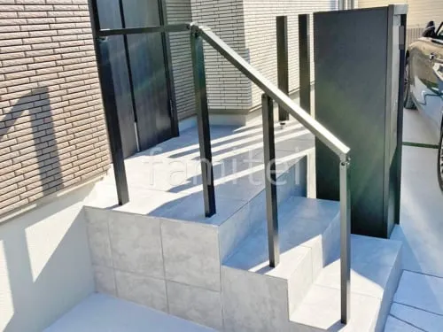 玄関アプローチ階段手摺り(手すり) 三協アルミ ジーエムライン