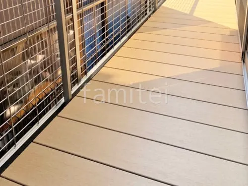 人工木デッキ  LIXIL 人工木 樹ら楽ステージ 