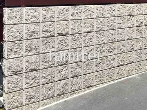 ブロック塀 （化粧ブロック） ユニソン リブスプリットn 