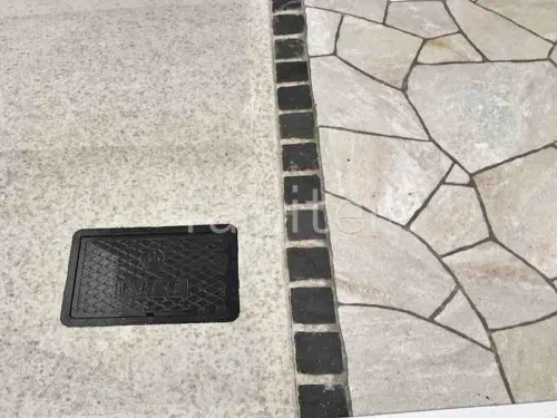 見切りピンコロ石