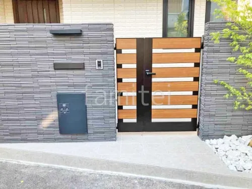 親子両開き 門扉 YKKAP 木製調 ルシアスYS7型 横スリット 