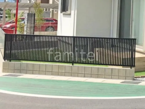 門柱 壁タイル貼り タカショー セラウォール RC杉板 郵便受け