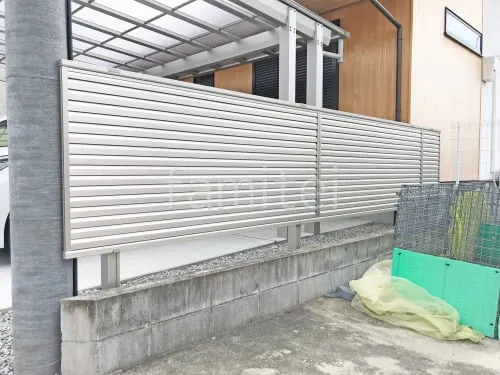 アルミ形材 フェンス YKKAP シンプレオYL1型 横ルーバー 2段支柱 上段のみ 目隠し