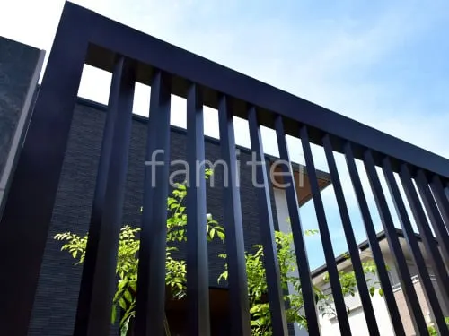 本体色 クリエダーク