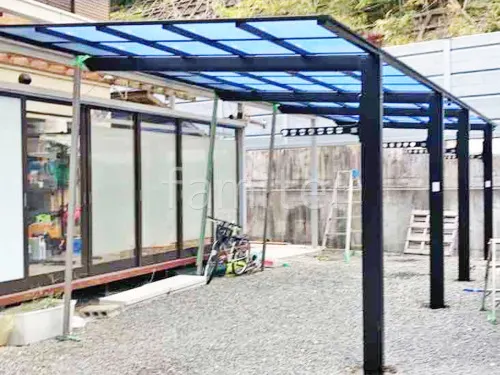 カーポート2台(縦) 連棟 LIXIL ネスカF フラット屋根の外構施工例