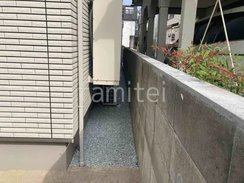 犬走り 防犯砂利敷き バラス砕石 防草シート加工 見切りピンコロ石