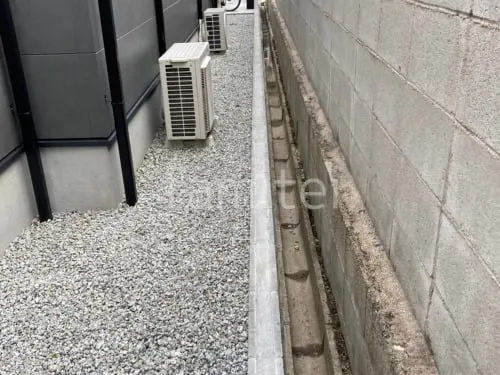 犬走 防犯砂利敷き バラス砕石 防草シート加工