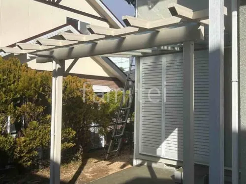 １階テラス屋根 （雨除け） YKKAP フル木製調 サザンテラス パーゴラタイプ フラット屋根 スタンダード 壁付