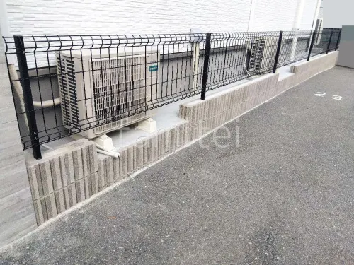 ブロック塀 （化粧ブロック） ユニソン アルタ  スチールメッシュ フェンス YKKAP イーネット3F型 スチール柱 境界・メッシュ