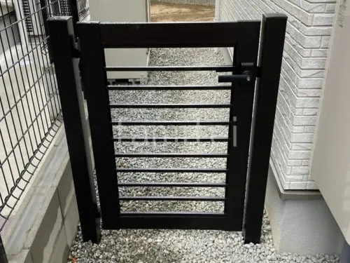 門柱 壁タイル貼り タカショー セラレバンテ 表札照明 ギャザー