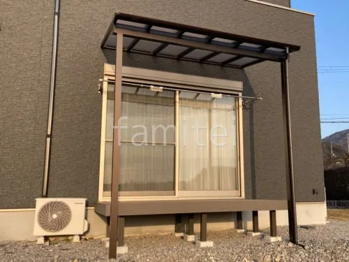 １階テラス屋根 （雨除け） YKKAP ソラリアF 積雪50cm対応 フラット屋根 スタンダード 壁付