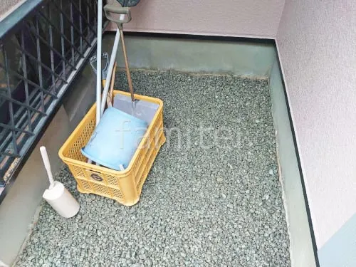 犬走り 防犯砂利敷き バラス砕石 防草シート加工