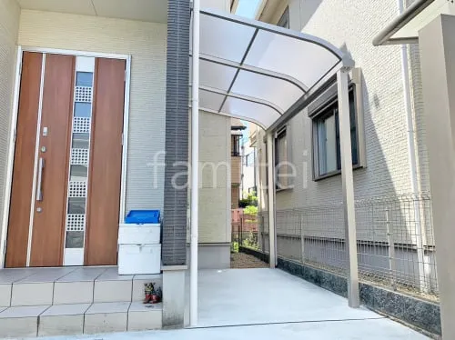 １階テラス屋根 （雨除け） YKKAP ソラリアR アール屋根 スタンダード 壁付