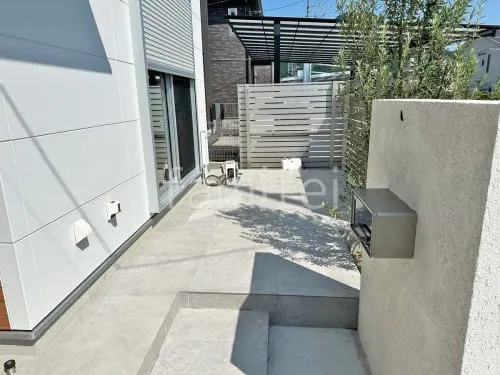 タイルデッキ LIXIL メンフィス600角