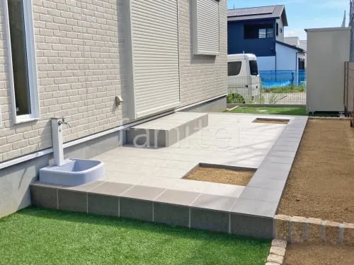 タイルデッキ 壁2面  LIXIL グレイスランド ベーシック