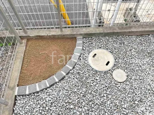 ピンコロ石花壇