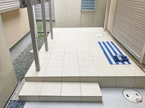 タイルデッキ 壁3面  LIXIL グレイスランド ベーシック