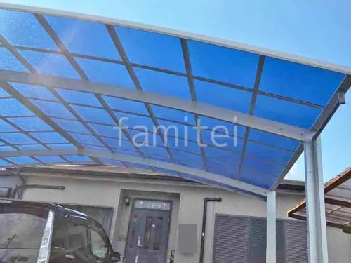 本体色 ピュアシルバー 屋根色 アースブルー