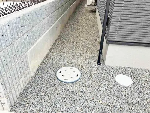 木製調デザインアルミ角柱 タカショー 格子材 郵便受けポスト