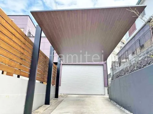 柱色 ブラック 屋根色 クリエモカ