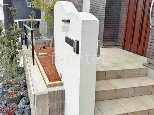 塗り壁門柱 タカショー ジョリパット塗装 郵便受けポスト YKKAP エクステリアポストG3型