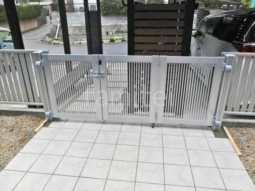 門扉 YKKAP シンプレオ2型 3枚折り戸