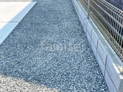 防犯砂利敷き バラス砕石