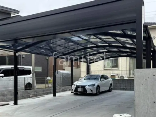 本体色 カームブラック 屋根色 アースブルー