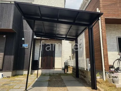 本体色 ショコラウォールナット+カームブラック 屋根色 ブラックマット