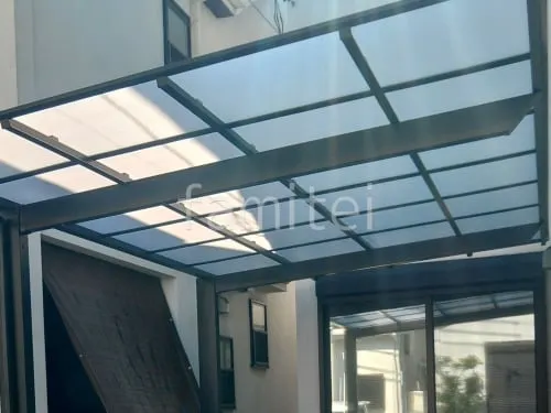 本体色 ブラック 屋根色 クリアマット