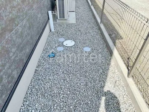 犬走り 防犯砂利敷き バラス砕石 防草シート加工