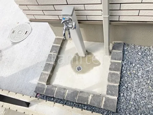 ピンコロ囲い水受け(パン) 土間モルタル仕上げ 洗い場