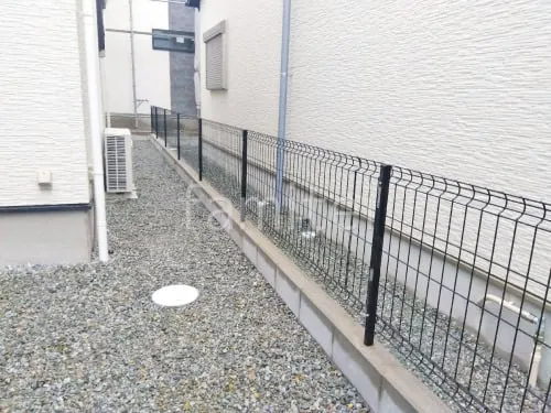 ブロック塀 （化粧ブロック） 太陽エコブロックス 普通CB  スチールメッシュ フェンス YKKAP イーネット3F型 スチール柱 境界・メッシュ