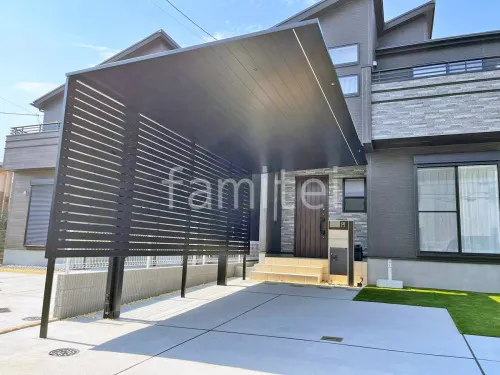 柱色 ブラック 屋根色 ブラック