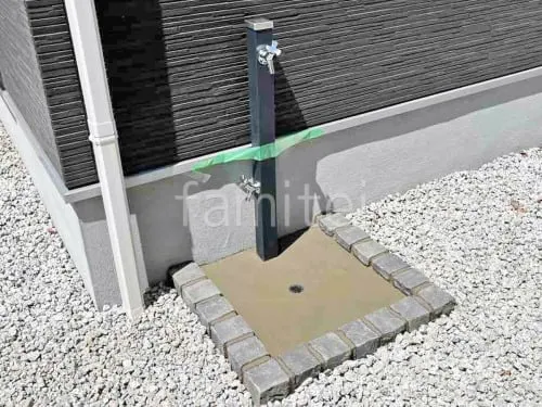 立水栓  ユニソン スプレスタンド60 蛇口2個付 洗い場モルタル仕上 