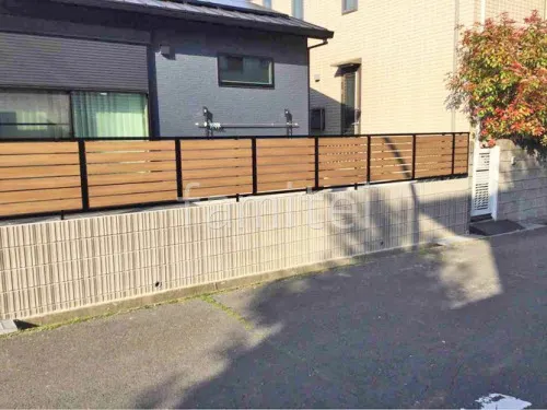 アルミ形材 フェンス LIXIL 木製調AB YS3-K型 横スリット3 片面 目隠し 木調・ラティス ブロック塀 （化粧ブロック） ユニソン アルタ 