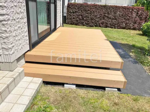 人工木デッキ  LIXIL 人工木 樹ら楽ステージ 