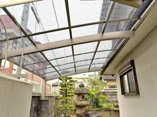 本体色 シャイングレー 屋根色 クリアブルー