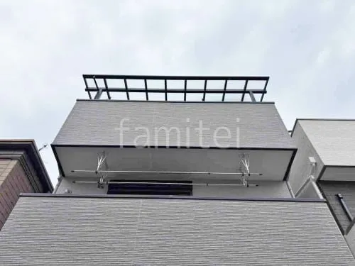 ３階ベランダ屋根  LIXIL テラスVS F 積雪30cm対応 フラット屋根 スタンダード 壁付