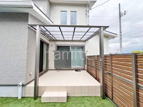 タイルデッキ 壁2面  LIXIL グレイスランド ベーシック