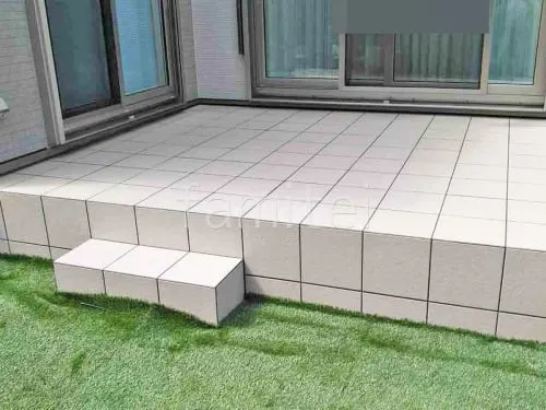 タイルデッキ 壁2面  LIXIL グレイスランド ベーシック