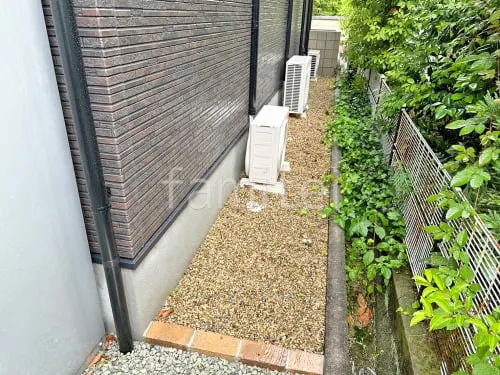 犬走り ジャミ敷き 防草シート加工