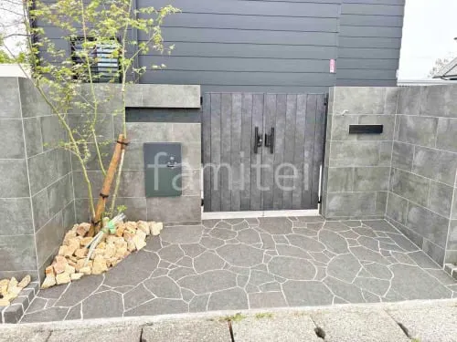 玄関門扉 LIXIL メタル調AA MM1型 両開き 玄関アプローチ 床石貼り 乱形石 石英岩