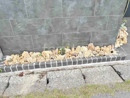 ロックガーデン 割栗石敷き