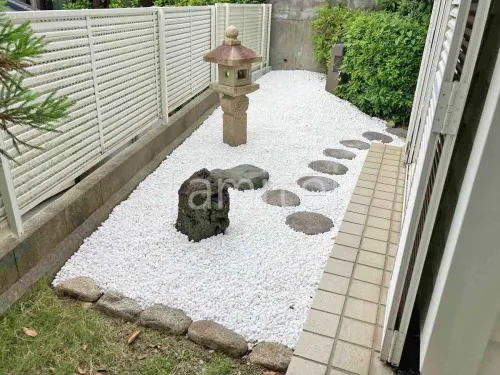 化粧砂利敷き 防草シート加工