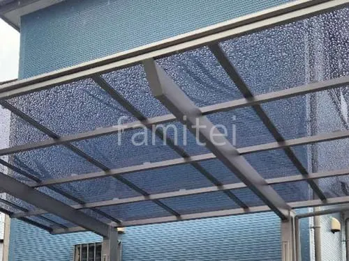 本体色 シャイングレー 屋根色 クリアブルー