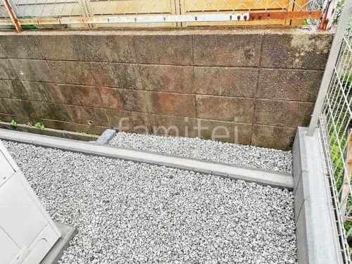 犬走り 防犯砂利敷き バラス砕石 防草シート加工